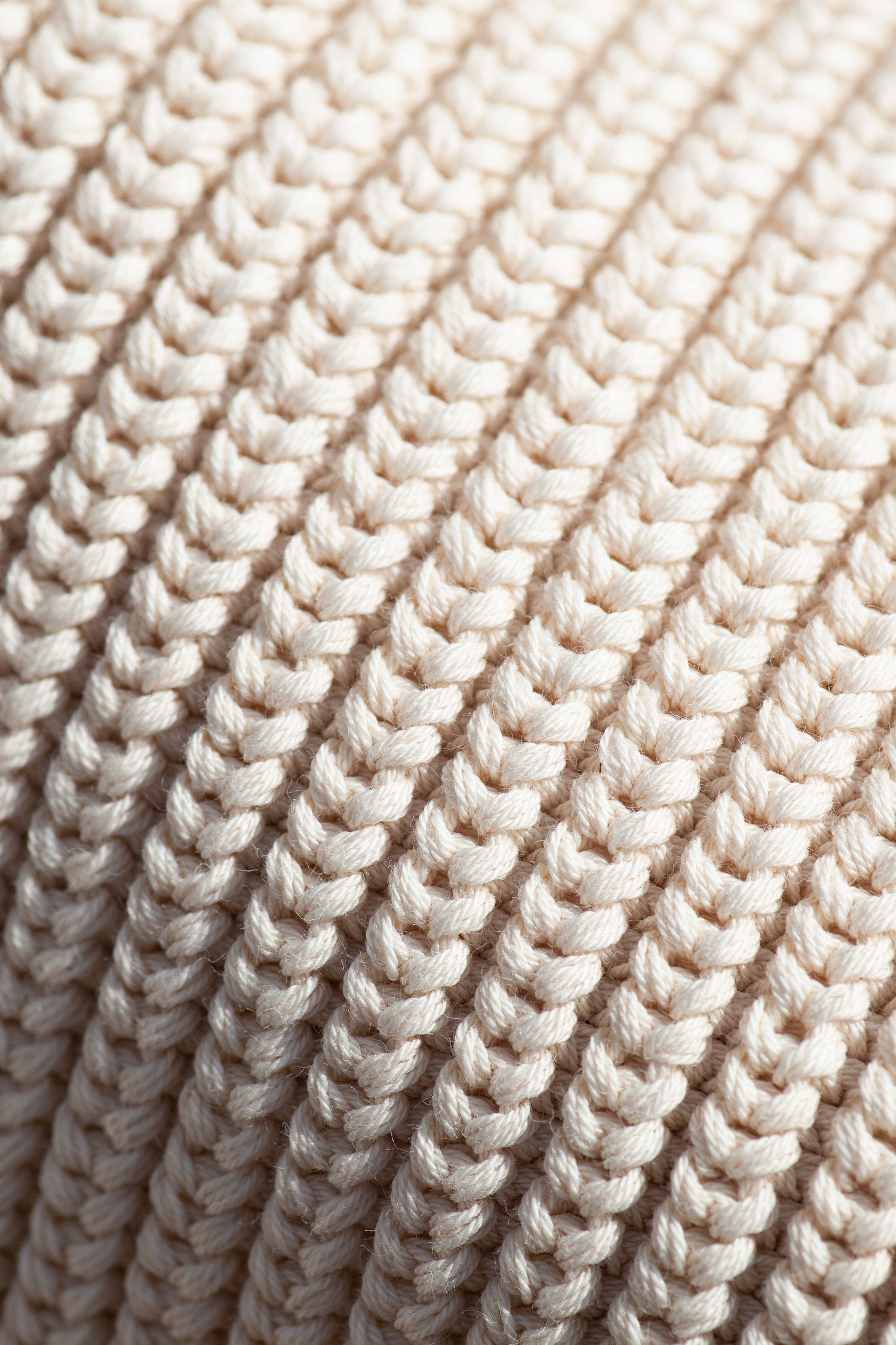 Half-cardigan stitch detail on Cotton Crewneck in Raw Cotton
